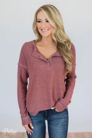 Go-To Henley Thermal Top- Brick