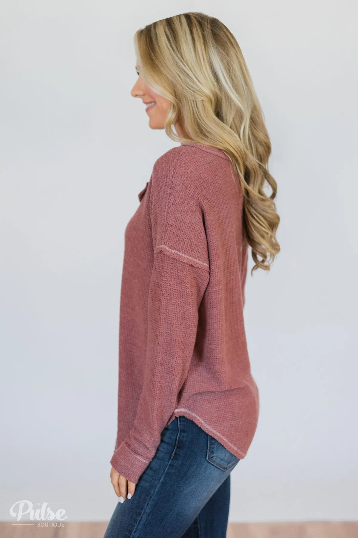 Go-To Henley Thermal Top- Brick