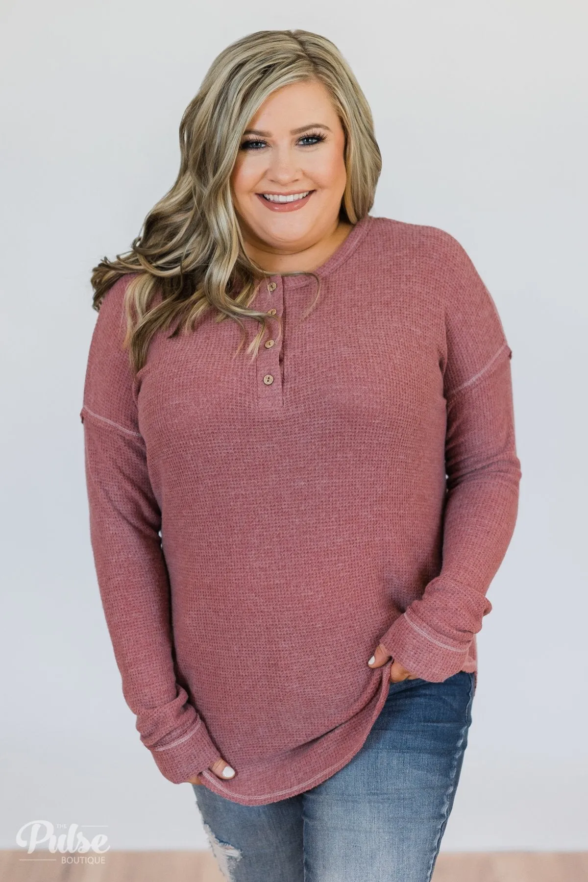 Go-To Henley Thermal Top- Brick